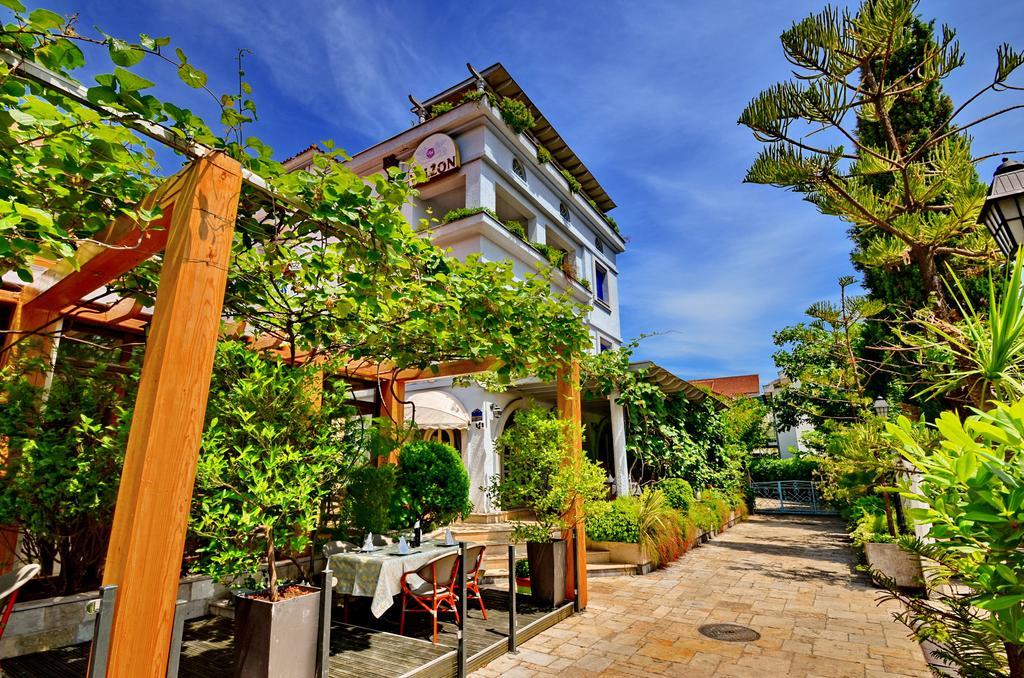 Villa Velzon Guesthouse Budva Dış mekan fotoğraf