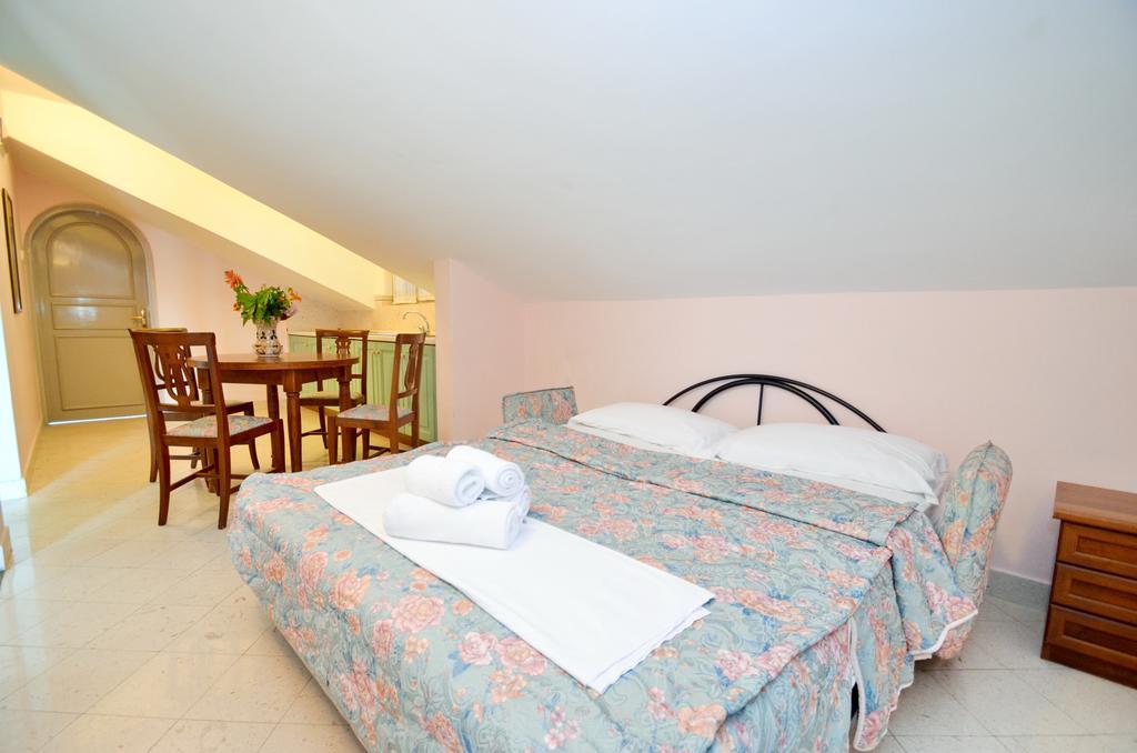 Villa Velzon Guesthouse Budva Dış mekan fotoğraf