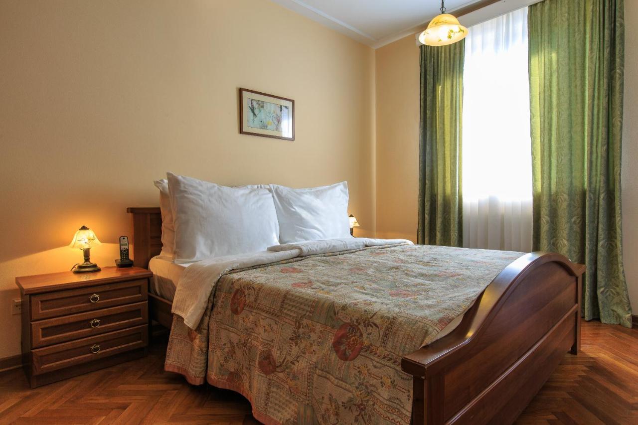 Villa Velzon Guesthouse Budva Dış mekan fotoğraf