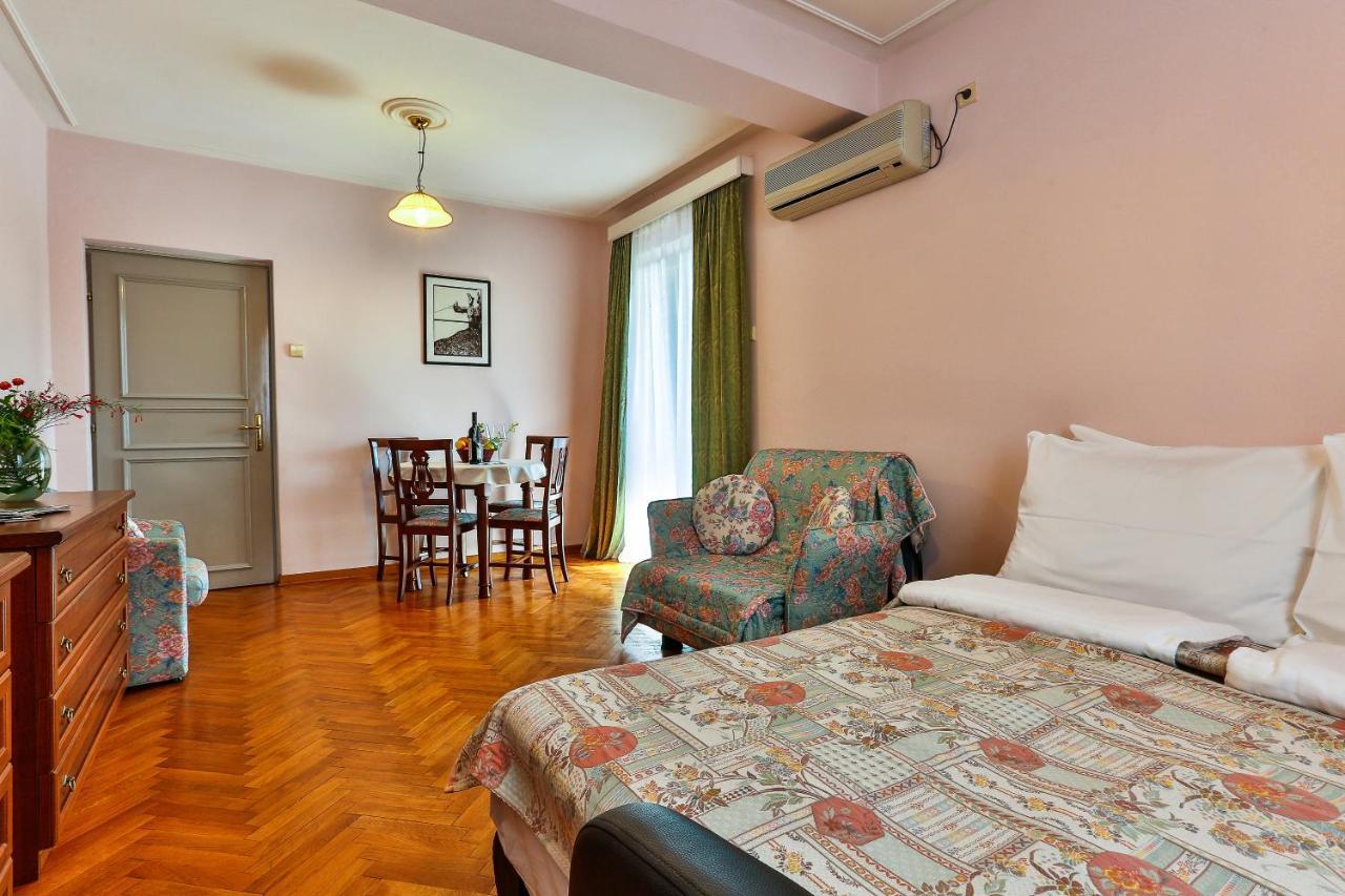 Villa Velzon Guesthouse Budva Dış mekan fotoğraf